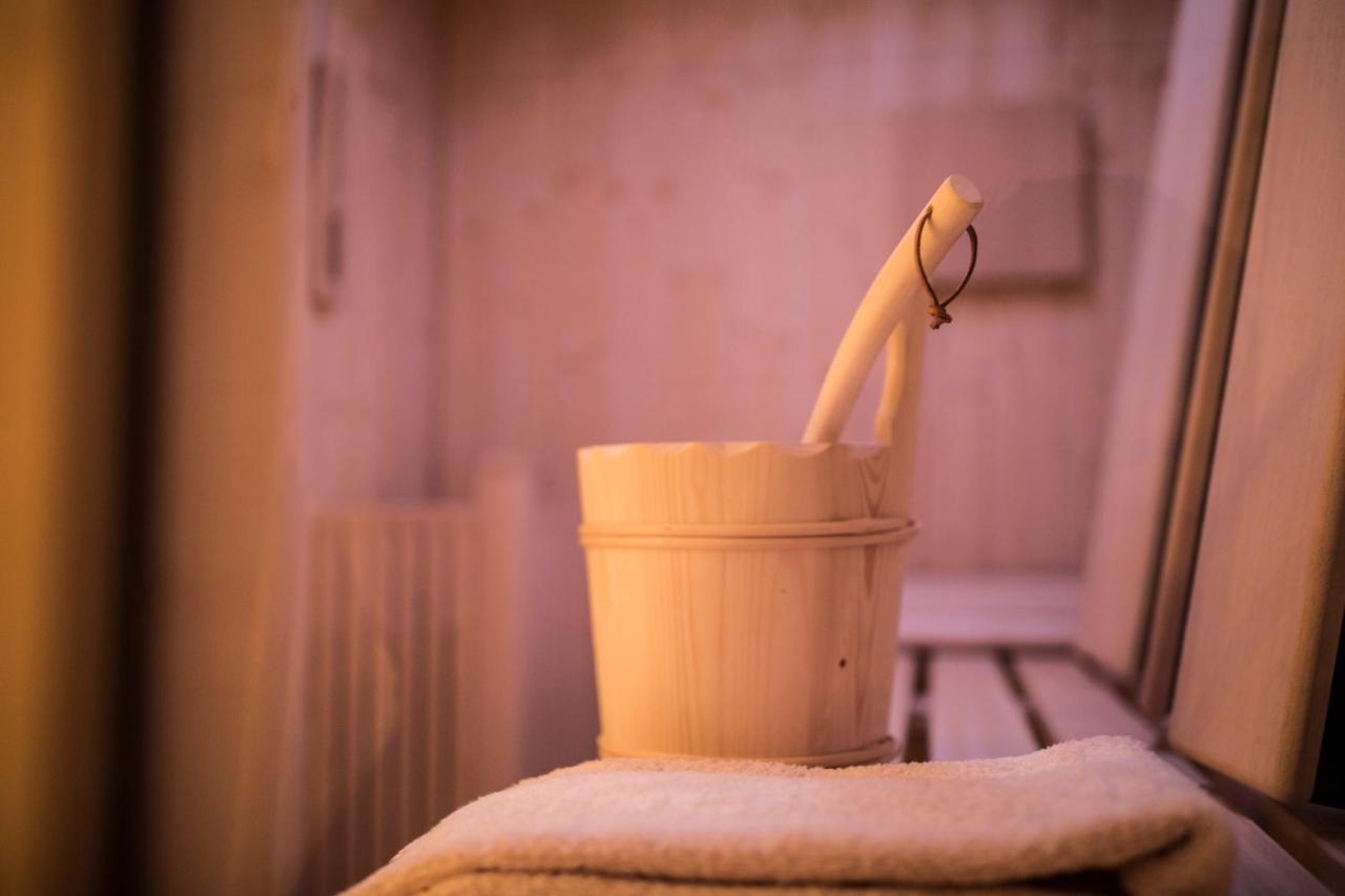 Slow Living Suite - Ferienwohnung Mit Privater Sauna & Garten Fiss Eksteriør bilde