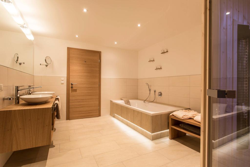 Slow Living Suite - Ferienwohnung Mit Privater Sauna & Garten Fiss Eksteriør bilde